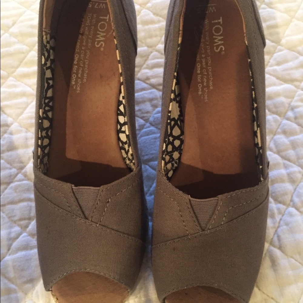 Toms wedges